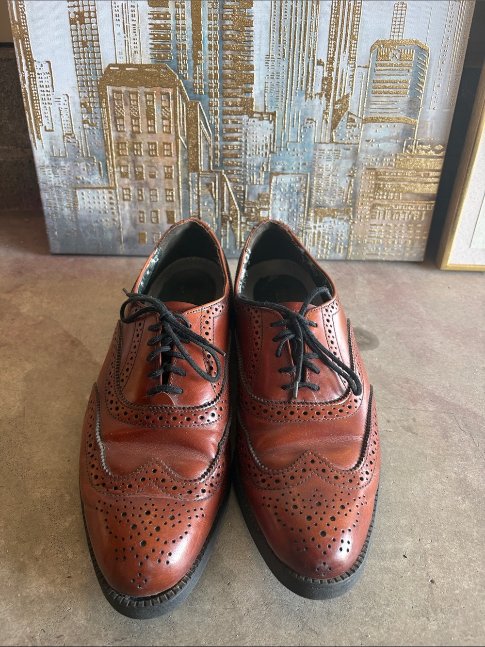 Dexter Men's Brown Leather Wingtip Oxfords
